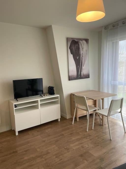 Emma Studio Rosieres-Pres-Troyes Экстерьер фото